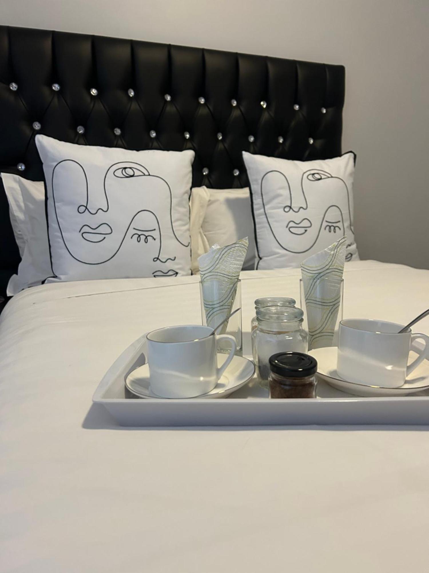 Skyfly Bed & Breakfast Manzini Esterno foto